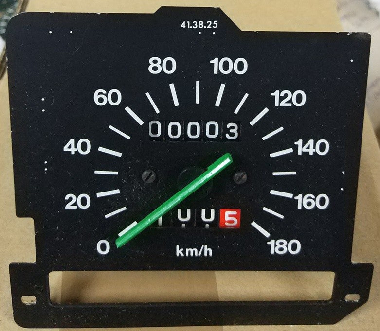 Geschwindigkeitsmesser/Kilometerzähler. Seat 131 180 km/h