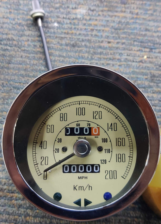 Tachometer/Kilometerzähler. Mini Cooper 1300, 200 km/h, beige + Kabel