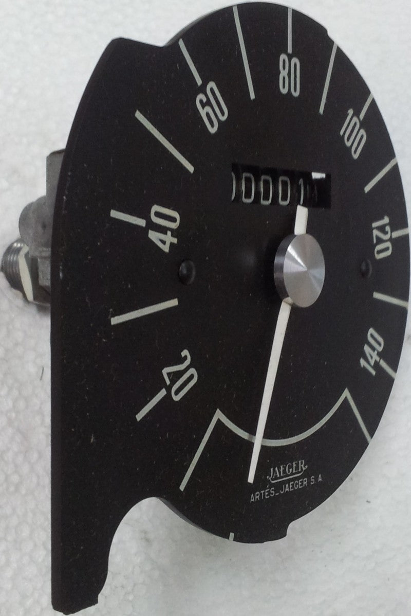 Speedometer/odometer. Renault 8