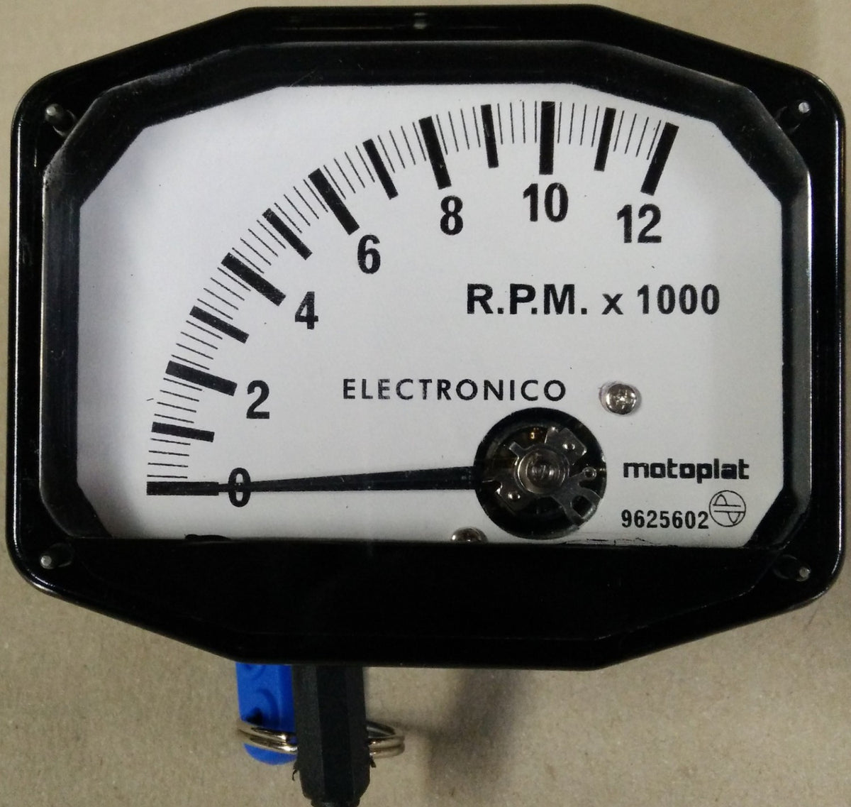 Cuentarrevoluciones Cuentavueltas Motoplat 0-12000 rpm por inducción