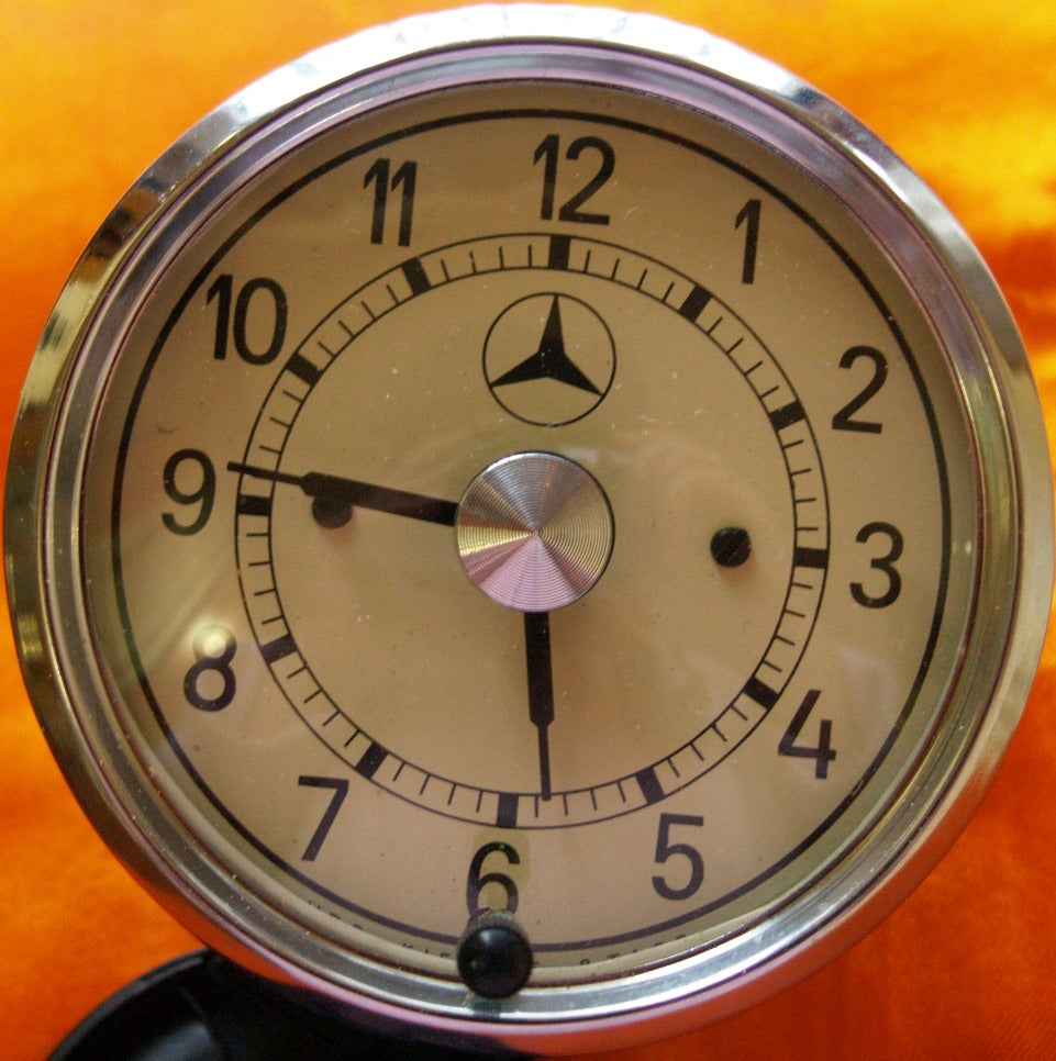 Mercedes clock