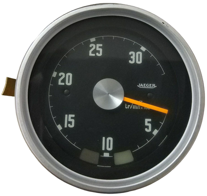 Geschwindigkeitsmesser, Drehzahlmesser und Thermometer mit Amperemeter. Pegaso