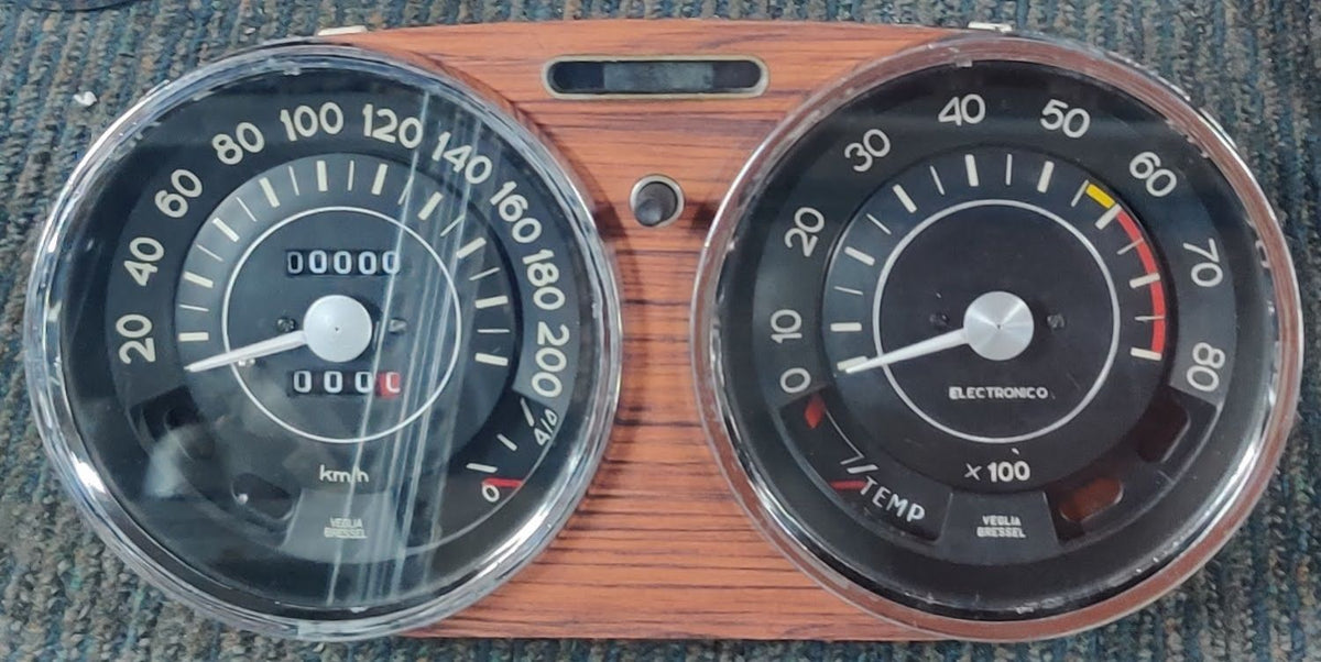 Seat 124 instrument cluster