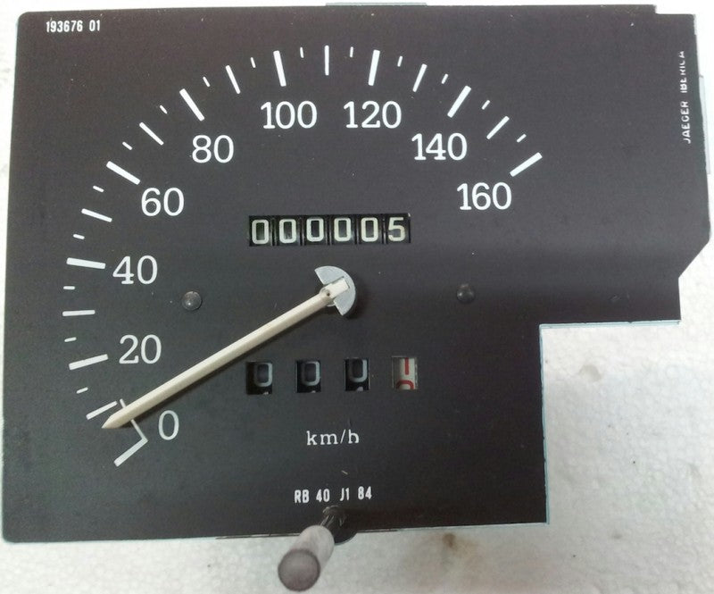 Speedometer/odometer. Renault Supercinco TL