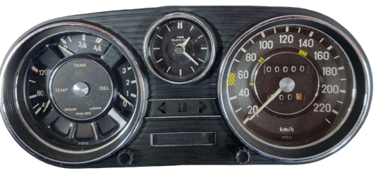 Cuadro de instrumentos Mercedes W114 W115 W=0.8625 220 km/h