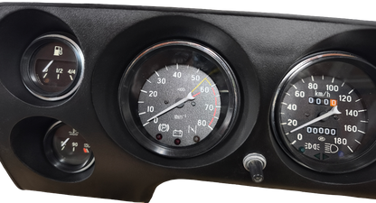 Instrumententafel des Lada Niva