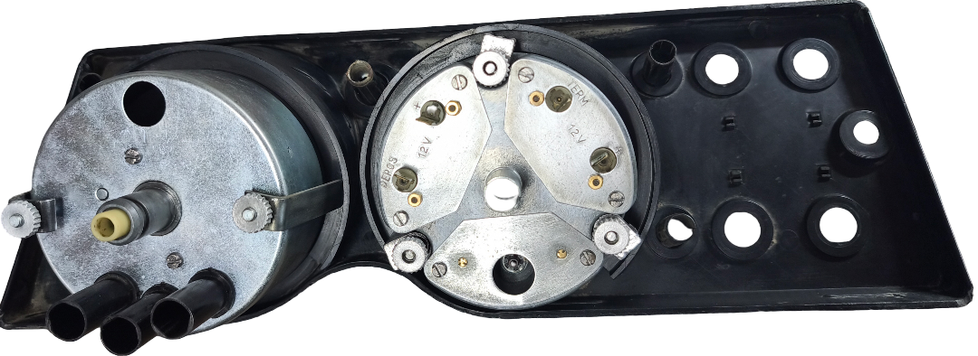 Land Rover 88/109 instrument cluster
